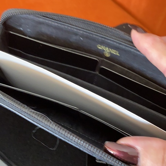 New without tags Chanel Caviar wallet - Picture 3 of 6